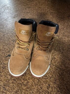 Timberland Wheat Nubuck Lace-Up Work Boots with Black Collar